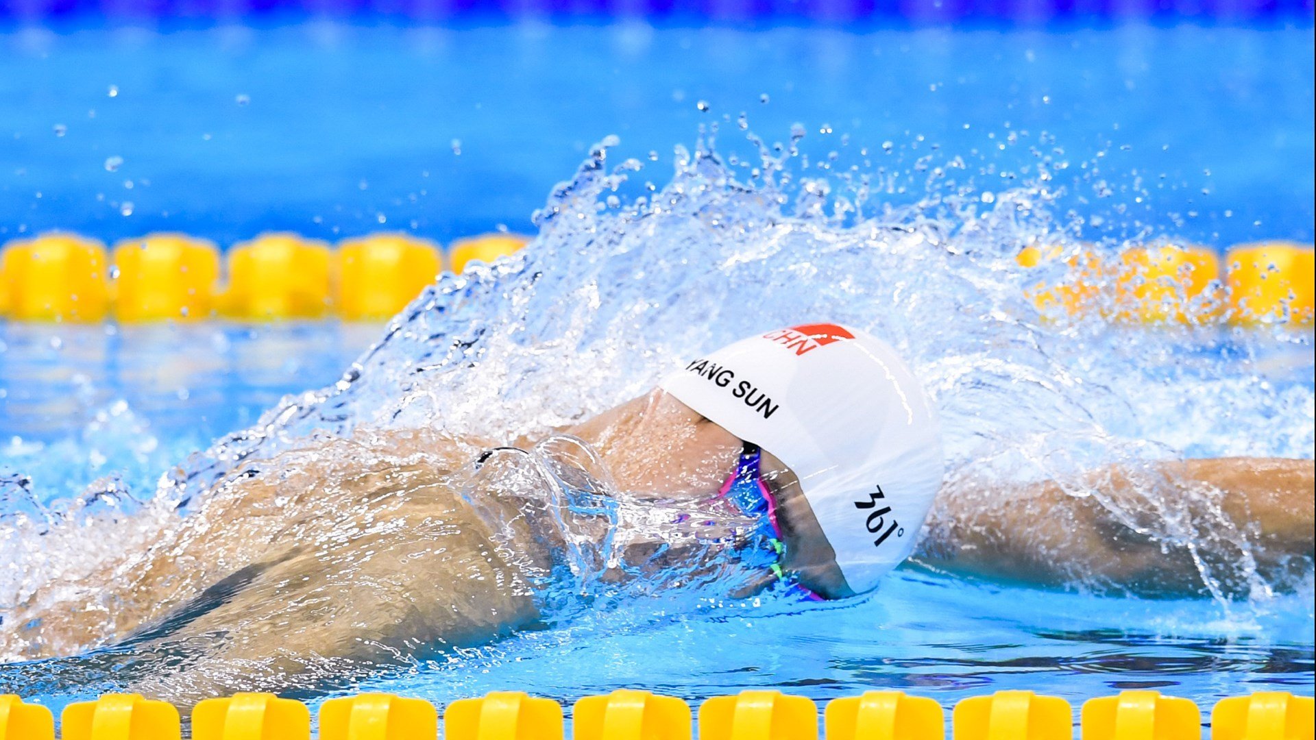 开yun体育-打破纪录!赛季最快单圈由新星创造,单赛季最高得分